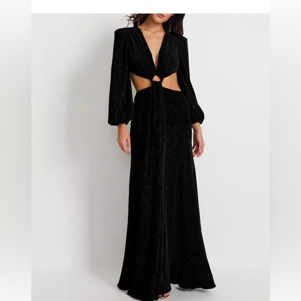 Patbo black velvet gown. Fabric has texture. Size 2. Worn once